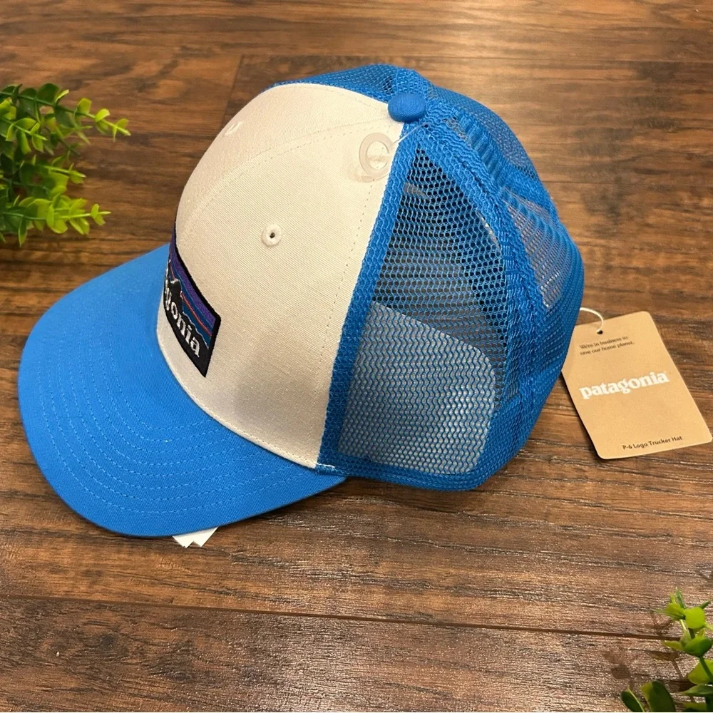 NWT PATAGONIA P-6 Logo Trucker Hat Blue White - baseball hat menโs womenโs - Picture 2 of 5